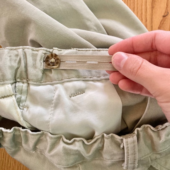 Boy’s size 10 George khaki slacks/dress pants with adjustable waist - Picture 4 of 5